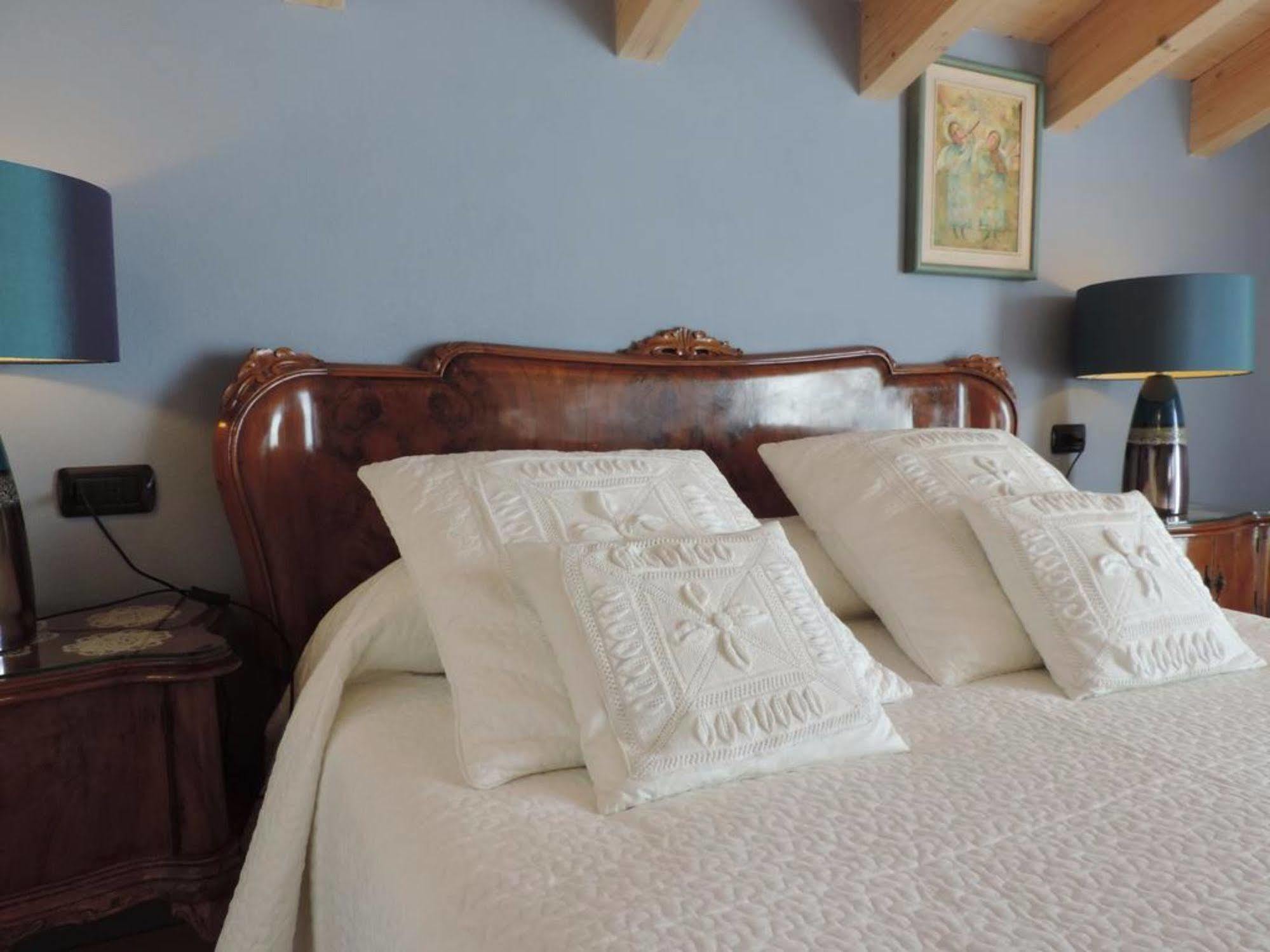 La Collina Since 2008 No Smoking B&B Varese Exterior photo