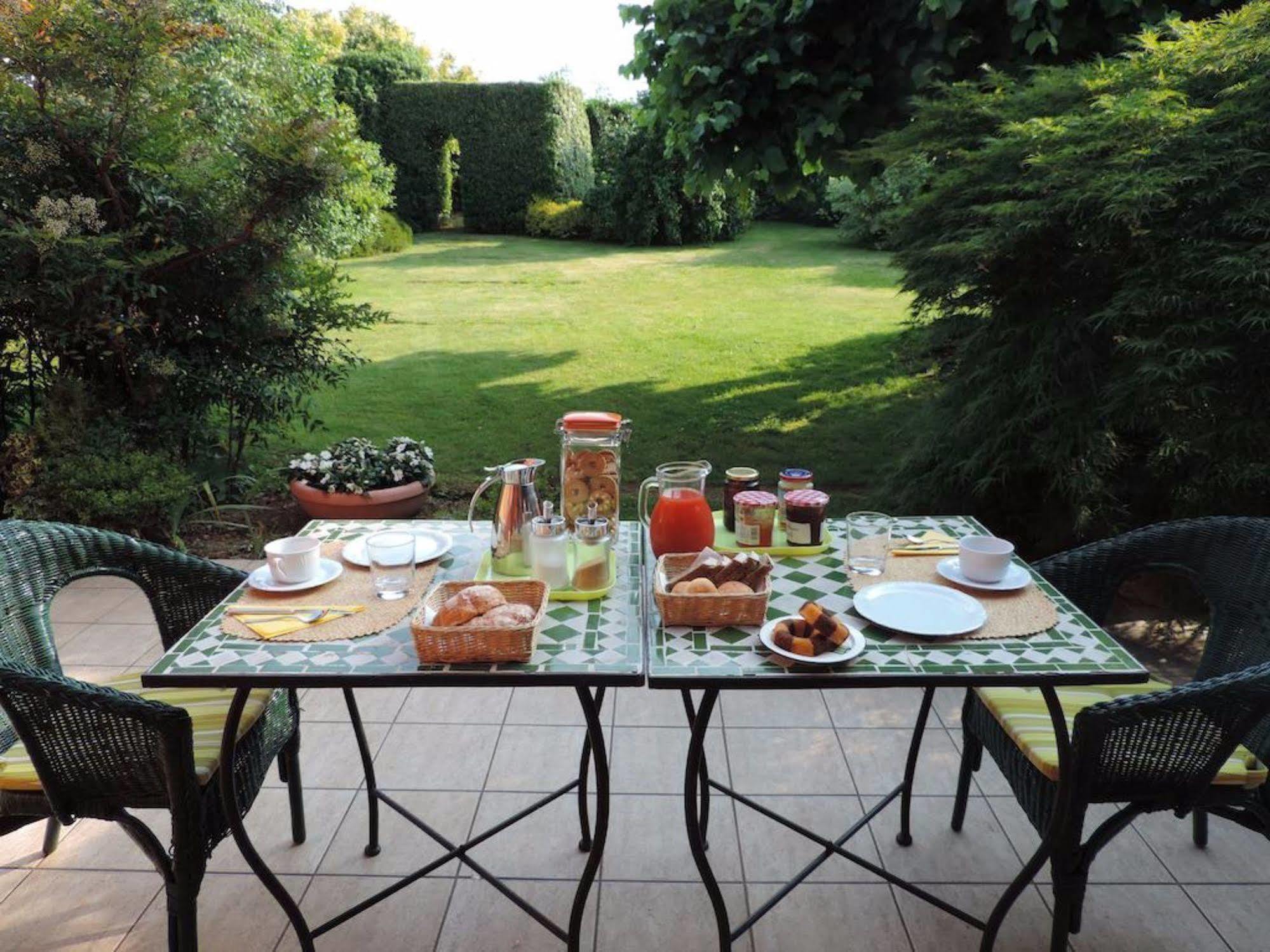 La Collina Since 2008 No Smoking B&B Varese Exterior photo